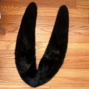 Elegant Black Real Fur Scarf